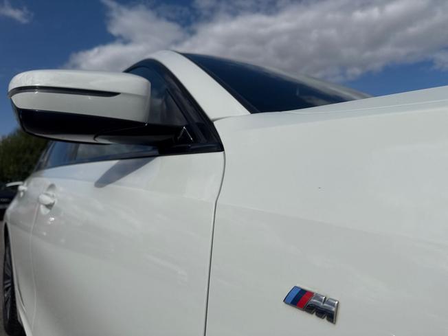 BMW 3 Series Photo 20