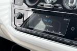 Volkswagen up! Photo 36
