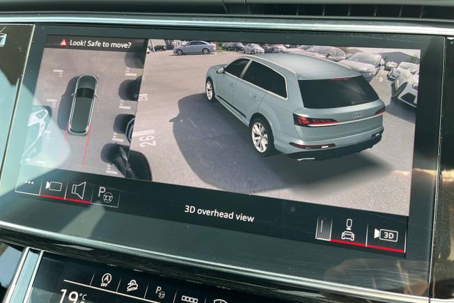 Audi Q7 Photo 22