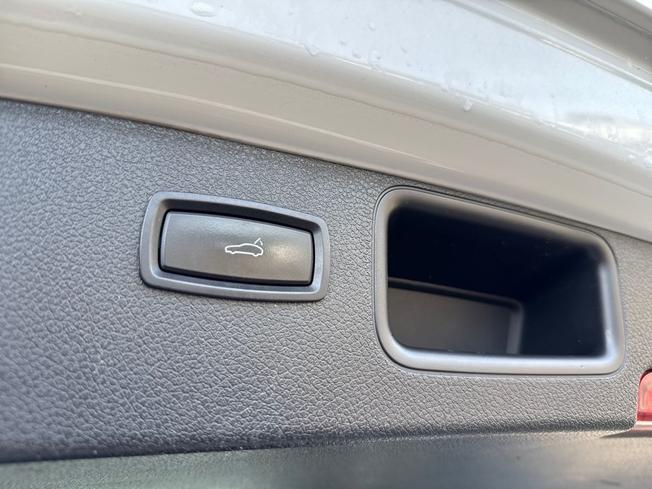 Porsche Macan Photo 22