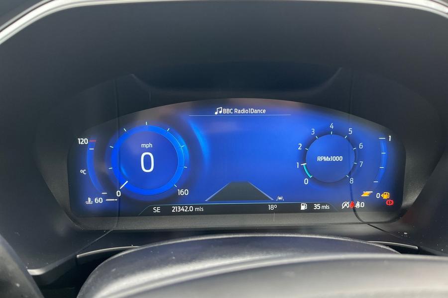 Ford Kuga Photo autoimg-f2cb7bab2b28fcbf637c8f359e34ee2fb401c5f7.jpg