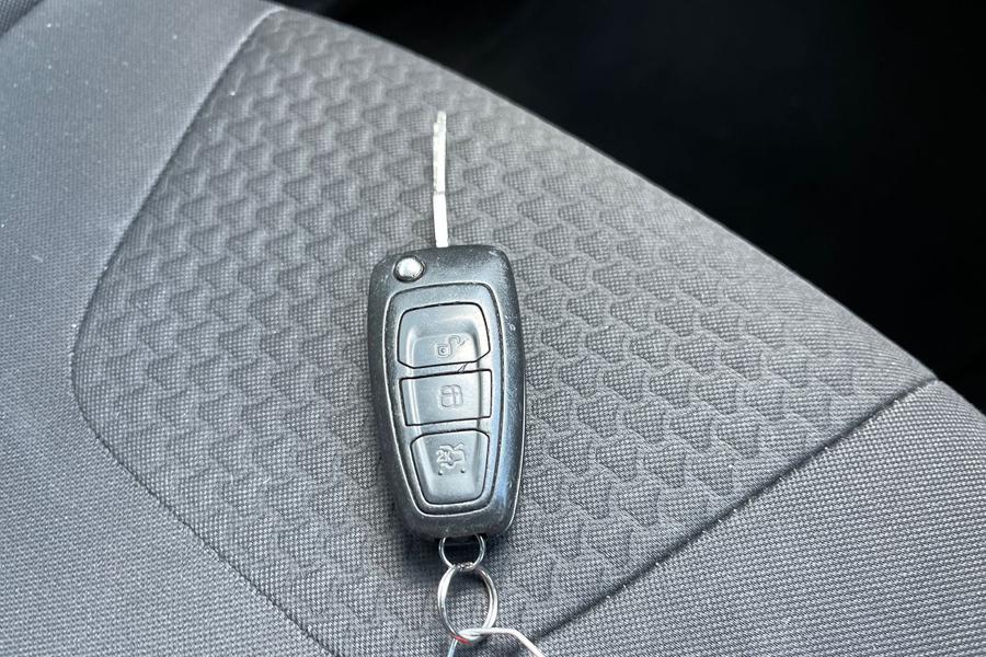 Ford FOCUS Photo autoimg-f2cc9014d0481be60b85a0893360fac5d9e83673.jpg