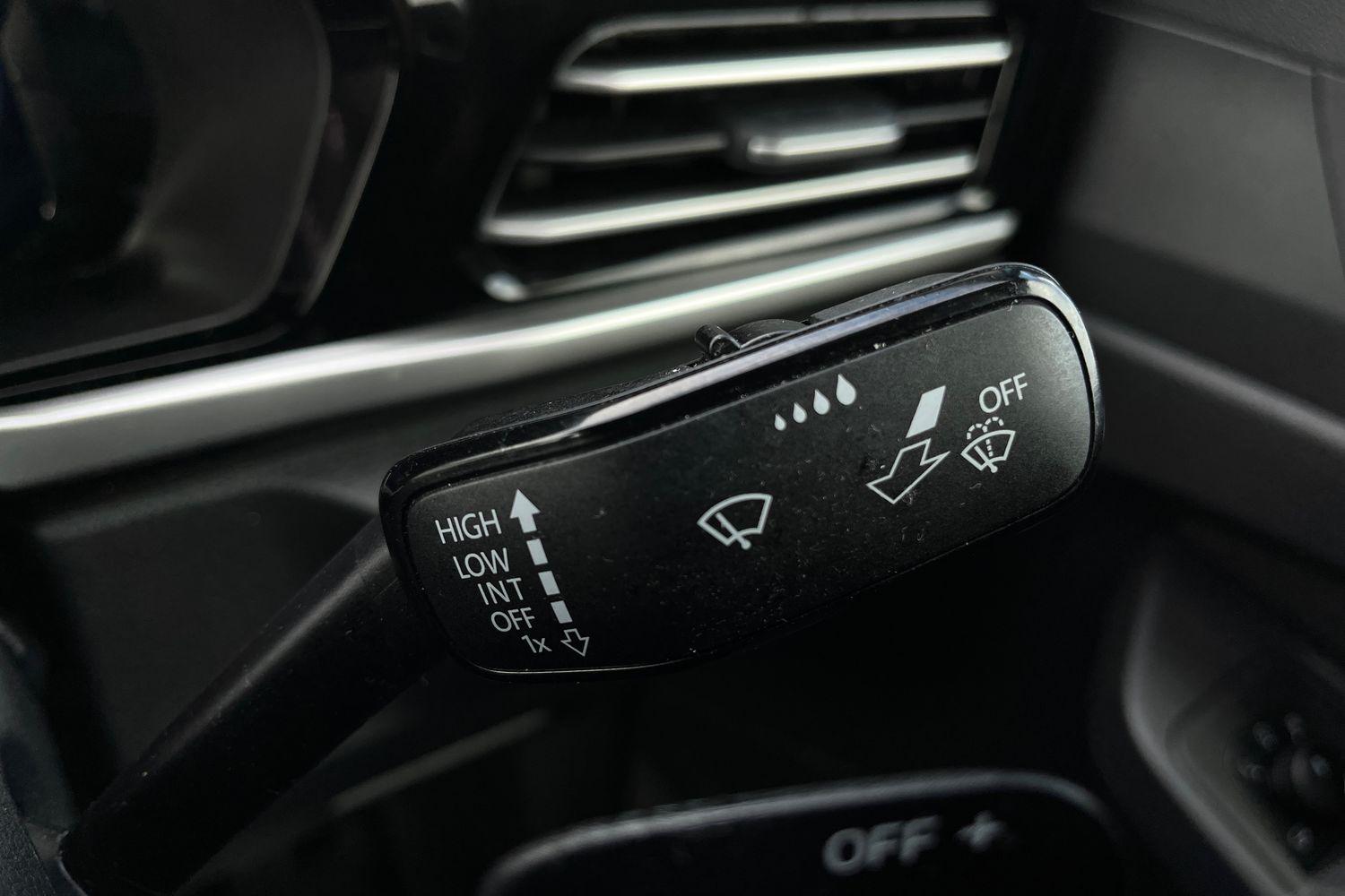Ford TRANSIT CONNECT Photo 32