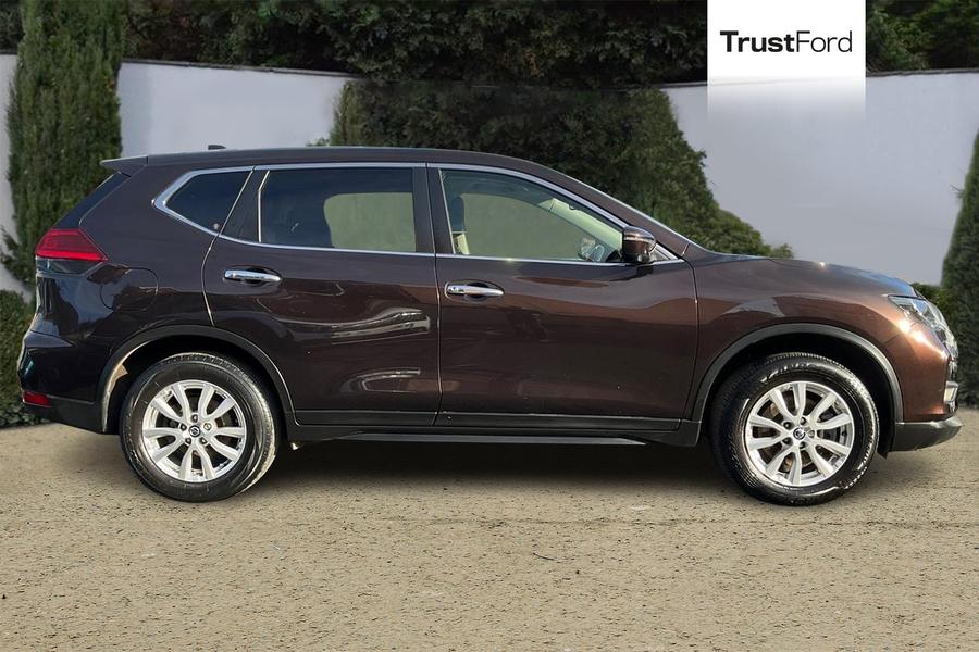 Nissan X-TRAIL Photo autoimg-f2cd24cb4a4bf8f3e6a0eb891405687fe275ab75.jpg