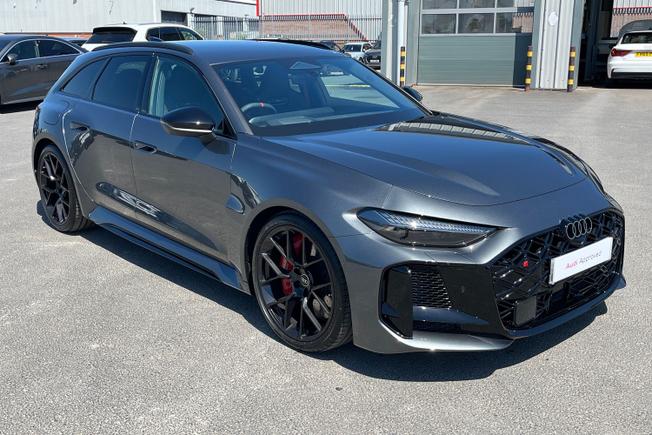 AUDI RS5 Avant Photo 21