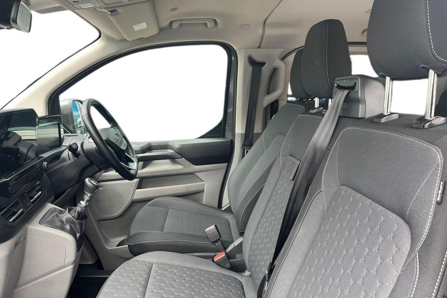 Used Ford TOURNEO CUSTOM YM25OMJ 9