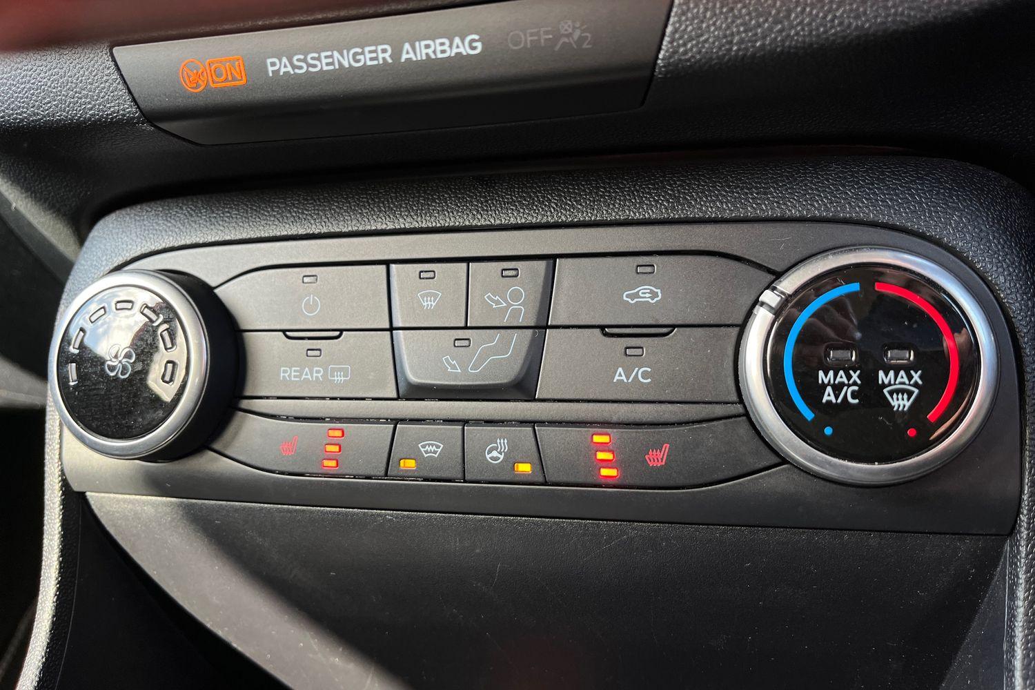 Ford Fiesta Photo 29