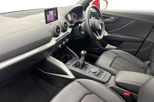 AUDI Q2 Photo 2