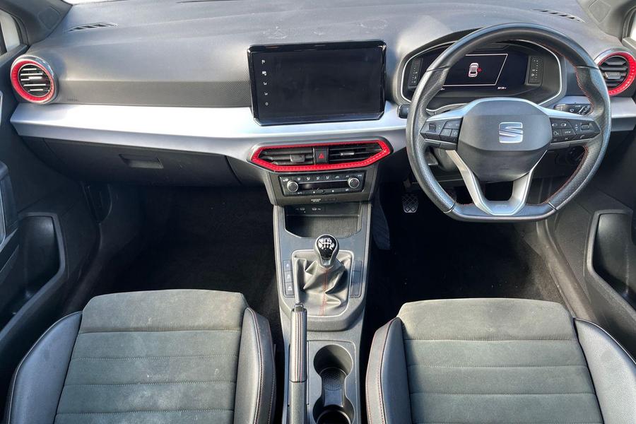 SEAT IBIZA Photo autoimg-f2d5fc4159d5c32a4ff0756e6e405bfb88fb2389.jpg