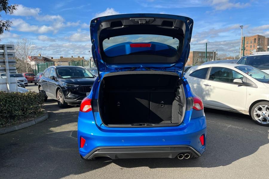Ford Focus Photo autoimg-f2d9b58fdea2e2bc218f215598e74c3864dd864d.jpg