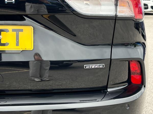 Ford Kuga Photo autoimg-f2dd0561eceee17de85d53a71ed1a75bafde1594.jpg
