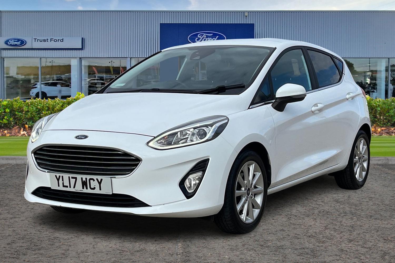 Ford Fiesta Photo 4