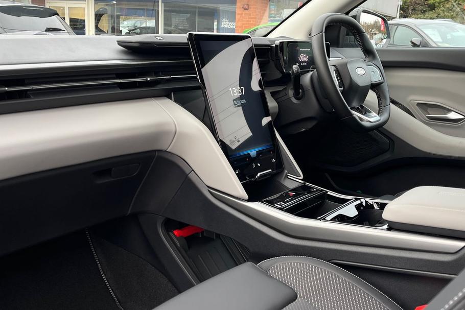 Used Ford EXPLORER 18