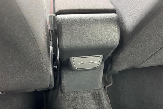 Volkswagen Polo Photo autoimg-f2e3b2121f8fec1fd128a48d65136e9ca8d72828.jpg
