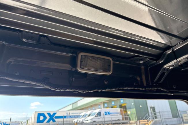 VOLKSWAGEN Crafter Photo 23
