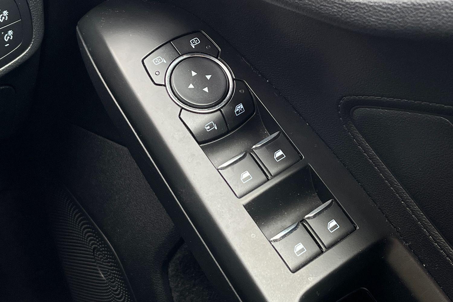 Ford Focus Photo 15