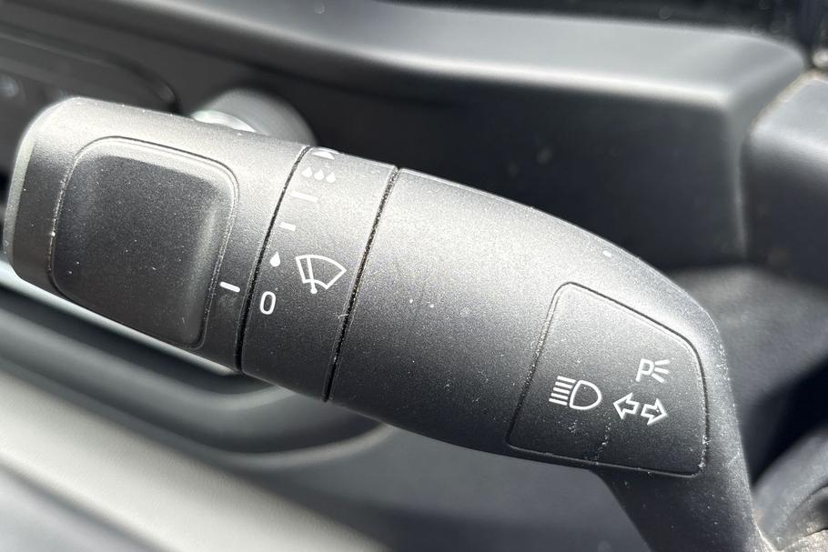 Used Ford TRANSIT CUSTOM LA24HWM 35