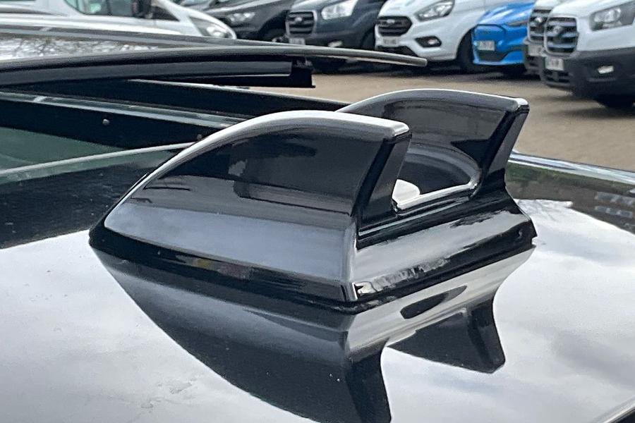 Ford Kuga Photo autoimg-f2e5ed5a88a968e4524f4c88612eee0da8388d23.jpg