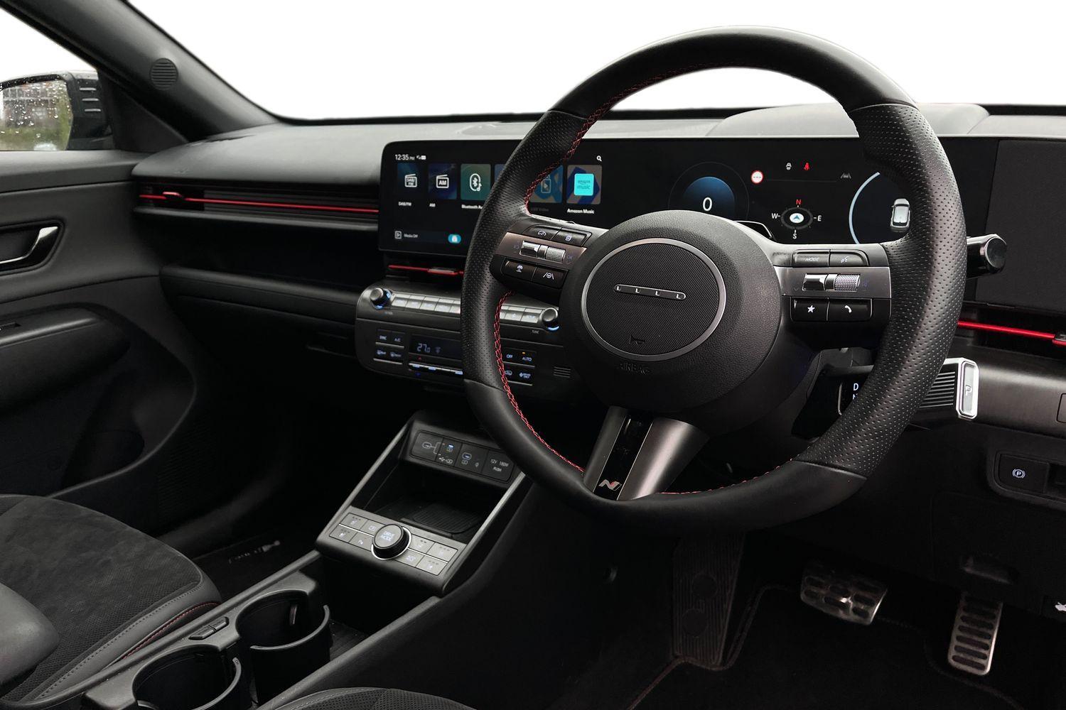 Hyundai Kona Photo 8