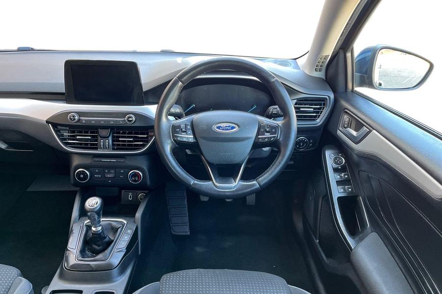 Ford Focus Photo autoimg-f2ea4e992da4d91527655581cf7c7279e4d5f6dd.jpg