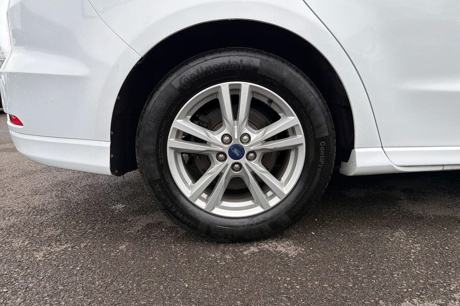 Ford S-MAX Photo 7