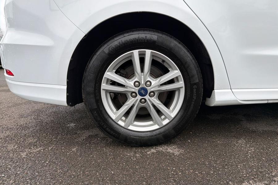Ford S-MAX Photo autoimg-f2ee7812be13056a14d3240a481d723364b73668.jpg