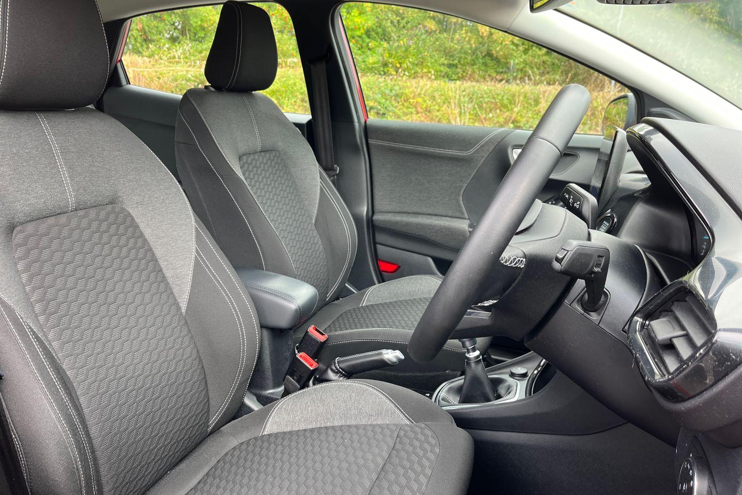 Ford PUMA Photo 16