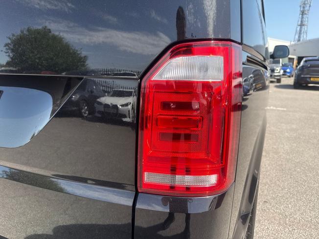 VOLKSWAGEN Transporter Photo 18