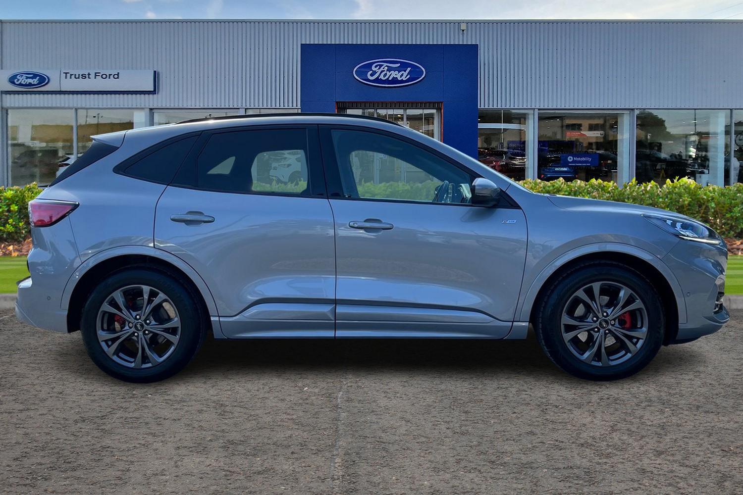 Ford Kuga Photo 2