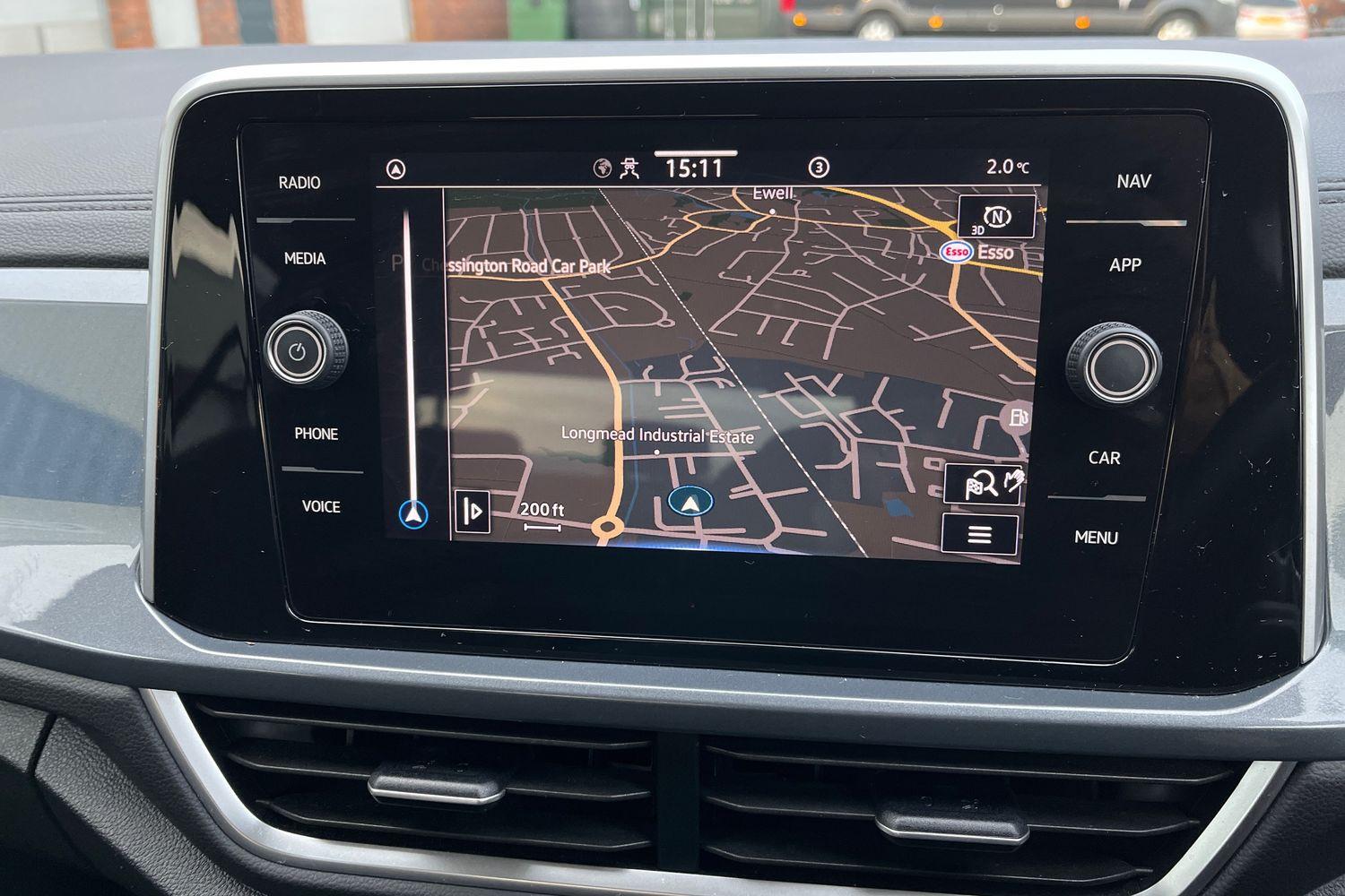Volkswagen T-Roc Photo 28