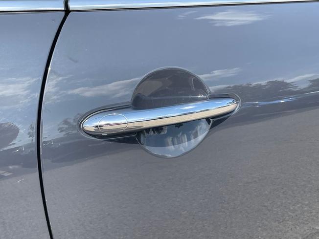 MINI Hatch Photo 24
