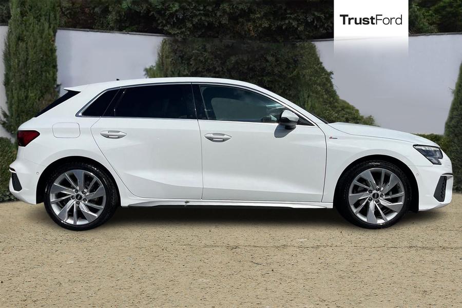 Audi A3 Photo autoimg-f2f93d0a388842fa45e25ebfb6d9f3c28500704d.jpg
