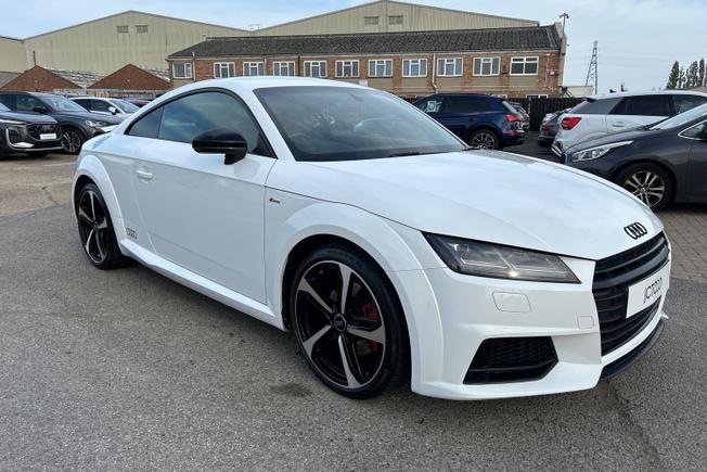 AUDI TT Photo 21