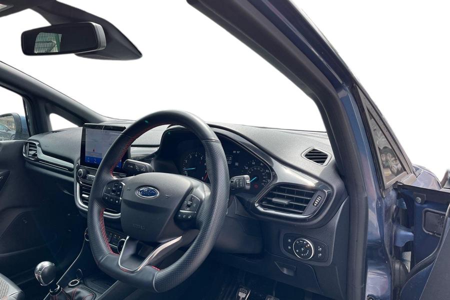 Ford FIESTA Photo autoimg-f2fd6891f774794be23c5a205e51b19b4bbdbe7d.jpg