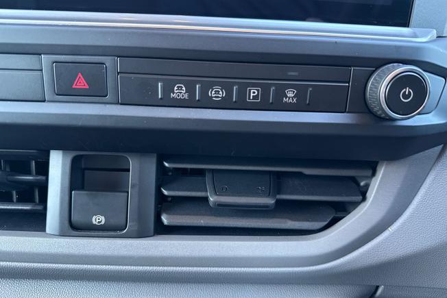 VOLKSWAGEN e-Transporter Photo 48