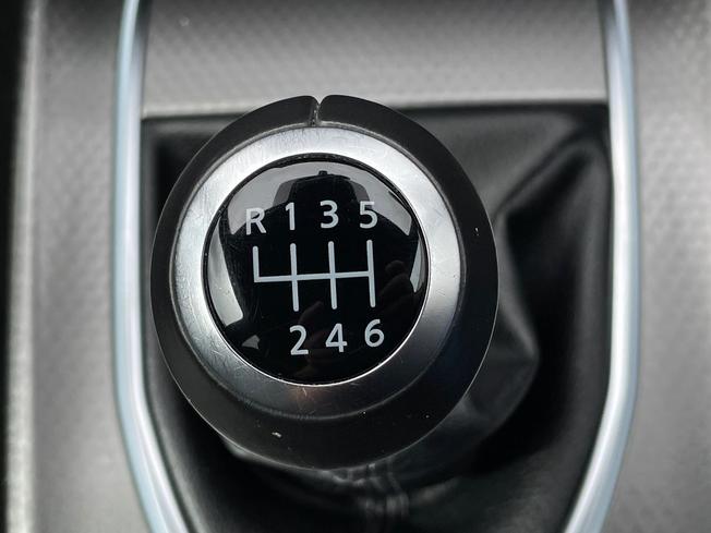 NISSAN Qashqai Photo 44