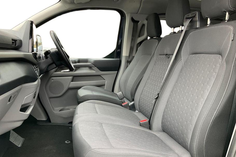 Used Ford Tourneo Custom HG24YSX 9