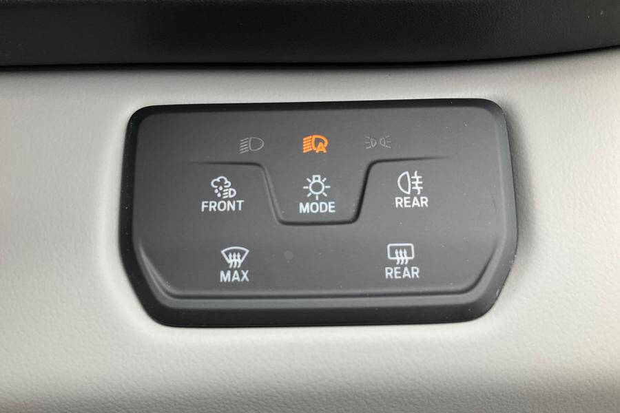 Ford Explorer Photo autoimg-f3047d5d77c562985d32bd79d054d8eba415ca1a.jpg