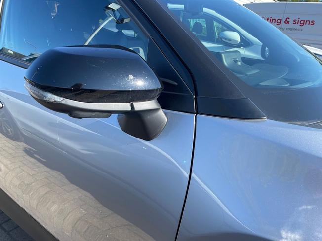TOYOTA Yaris Cross Photo 20