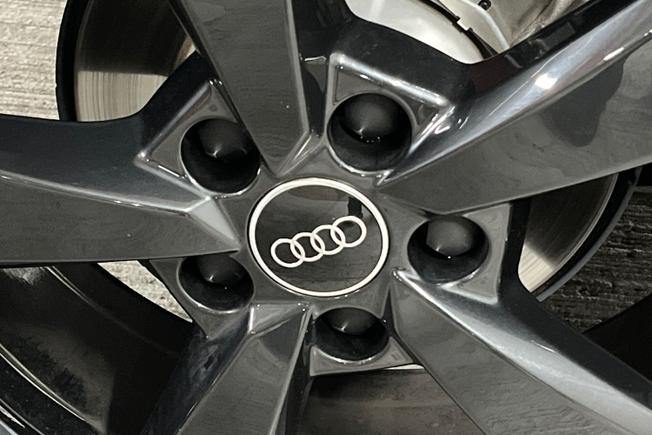 AUDI Q2 Photo 31
