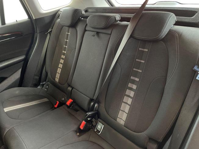 BMW X1 Photo 9