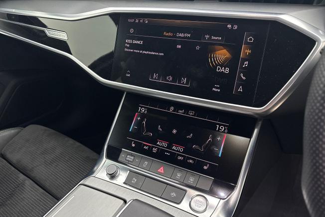 AUDI A6 Photo 13