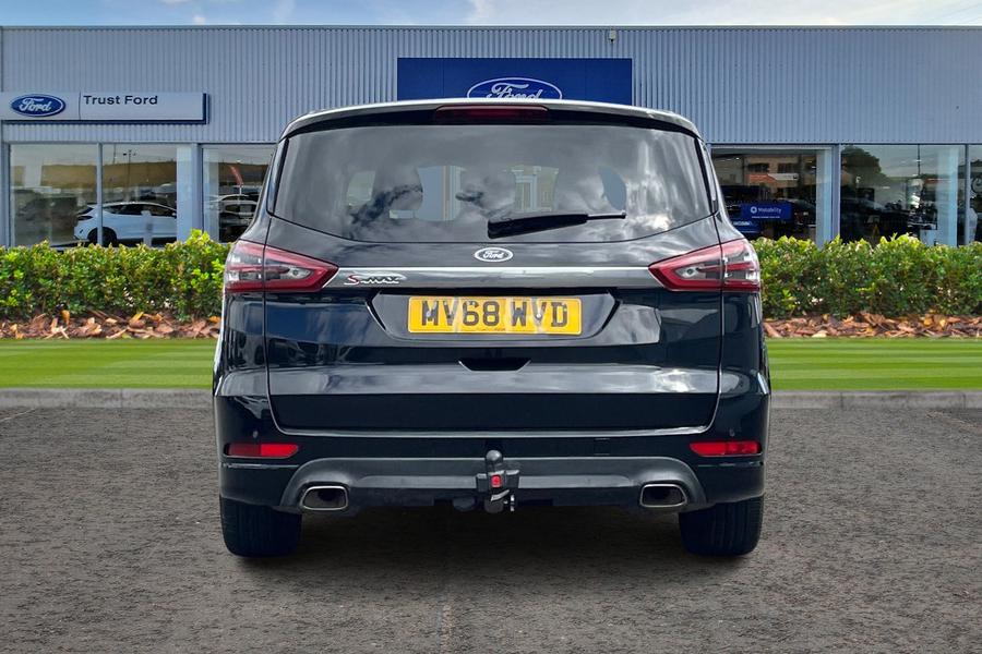 Ford S-MAX Photo autoimg-f31c45ae5b8fb98da098f08cf93700de0b79bd4f.jpg