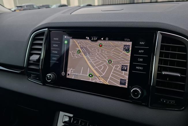 ŠKODA Karoq Photo 14