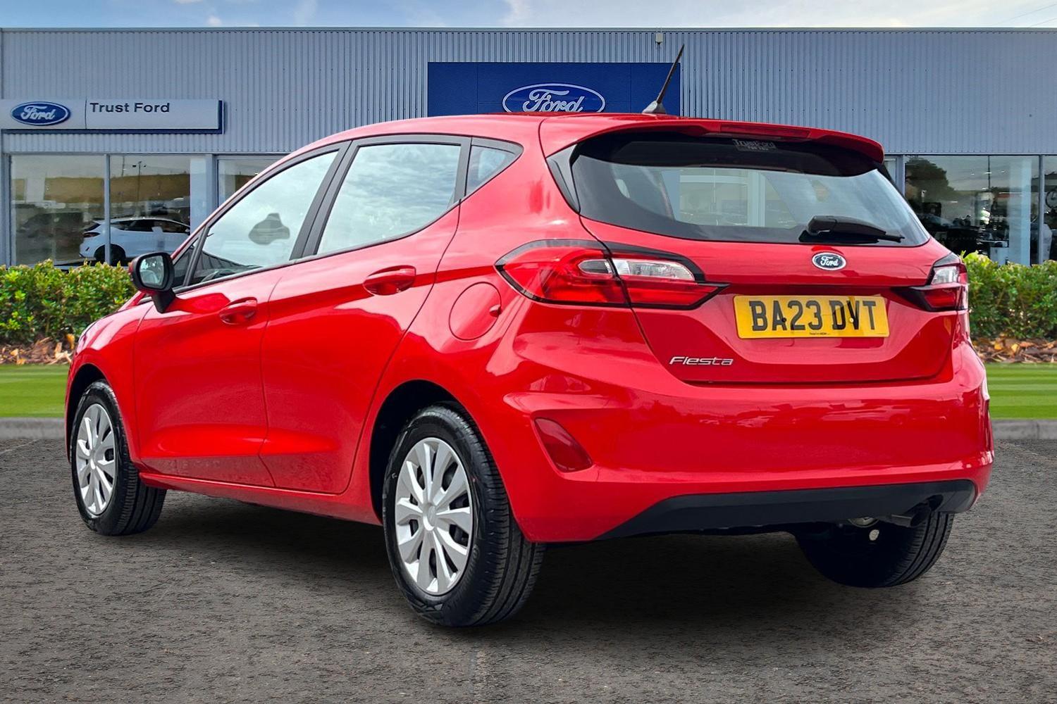 Ford Fiesta Photo 1