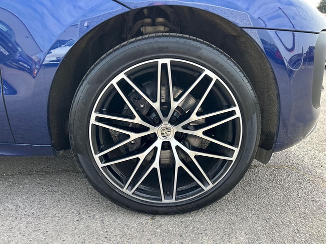 PORSCHE Macan Photo 25