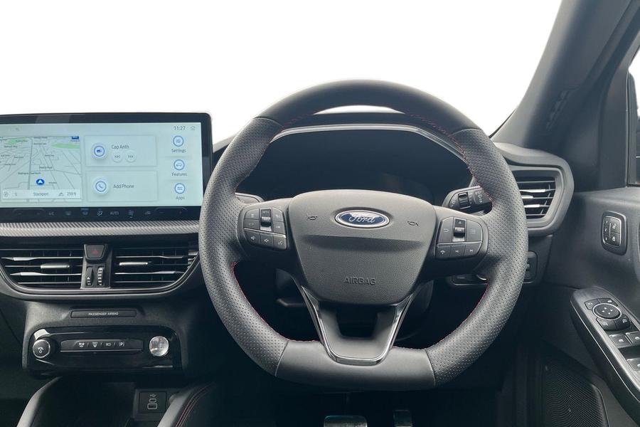Ford KUGA Photo autoimg-f3258c243a57b5f00fb14634864d827771eb2c79.jpg