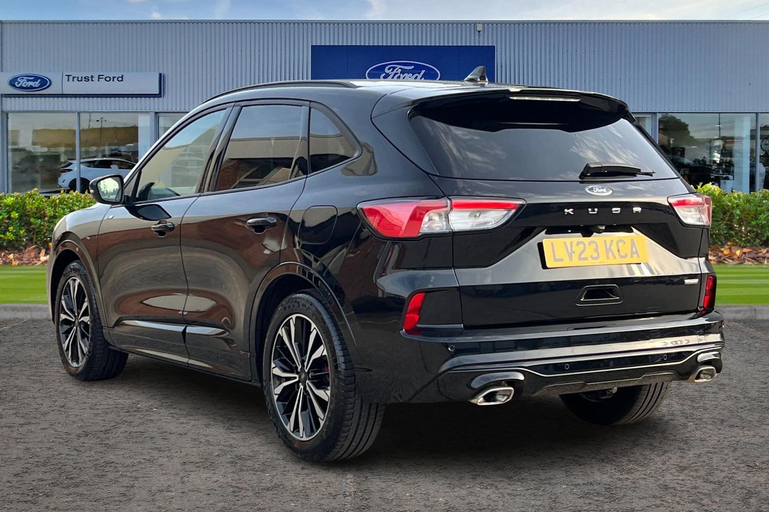 Ford Kuga Photo 1