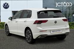 VOLKSWAGEN Golf Photo 3