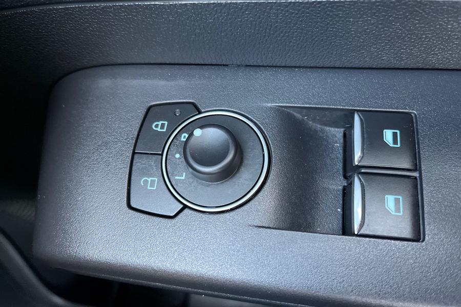 Ford TRANSIT COURIER Photo autoimg-f32d9777a51a3f2c7d19bc816f896989ad3bfc6a.jpg